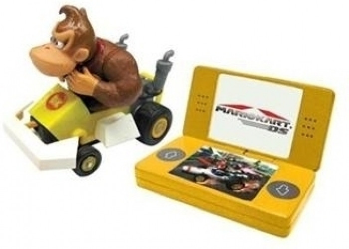 Image of Donkey Kong Kart + DS Lite Controller