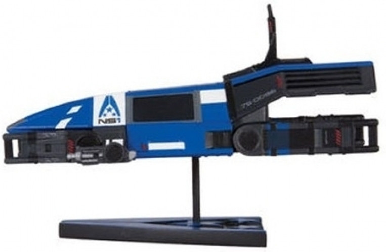 Dark Horse Mass Effect Alliance Shuttle Scaled Replica
