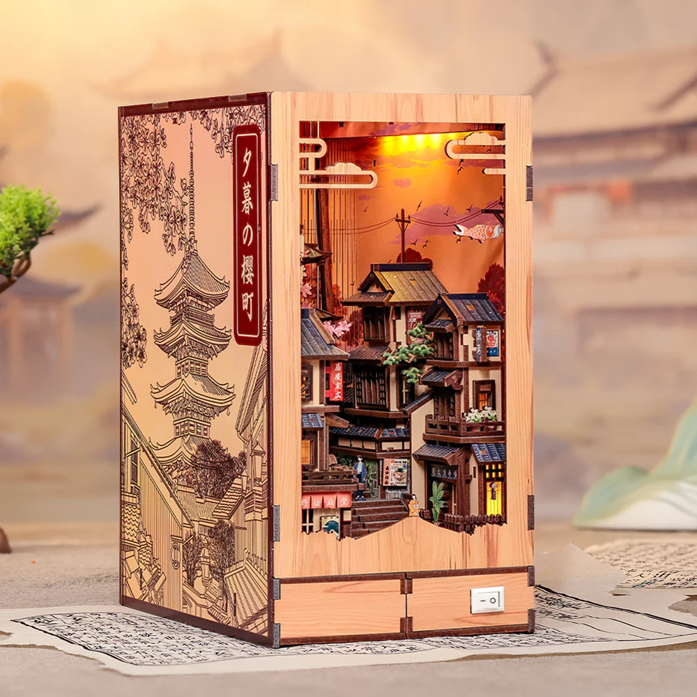 Book Nook - Twilight Sakura Path