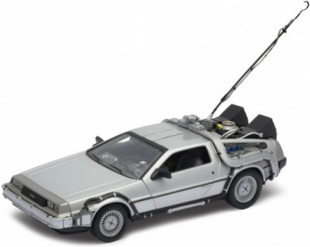 Back to the Future 1 24 Scale Delorean Time Machine Replica