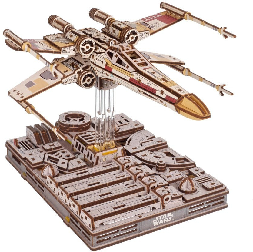 Star Wars Wooden Model Kit - Luke Skywalker's X-Wing Starfighter