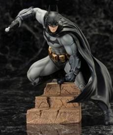 DC Comics: Batman Arkham City Artfx+ Statue voor de Merchandise kopen op nedgame.nl