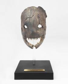 Dead by Daylight 1:2 Scale Prop Replica - Trapper Mask voor de Merchandise preorder plaatsen op nedgame.nl