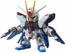 Gundam SD Gundam Model Kit - EX-Standard - 006 Strike Freedom Gundam voor de Merchandise preorder plaatsen op nedgame.nl