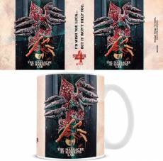 Stranger Things - The Massacre at Hawkins Lab Mug voor de Merchandise kopen op nedgame.nl