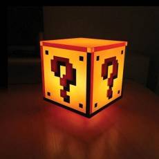 Super Mario Bros: Question Block Light voor de Merchandise kopen op nedgame.nl