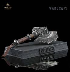 Warcraft Movie: Durotans Axe 1/6 Scale Statue voor de Merchandise kopen op nedgame.nl